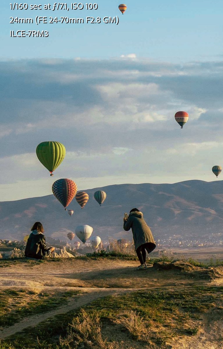 ISOهوَ بكل بساطة حساسية الـ sensor للضوء، وكل سنسر له وضع طبيعي لايوجد فيه الـ noise ولكن كلما رفعنا القيمة زادت الوشوشة في الصورة، الكاميرات الحديثة قادرة على تحمل ISO عالي وتخفض من الوشوشة بدون تخريب معالم الصورة... الجوالات تغير هذي القيمة بنفسها إلا اذا كان فيه تحكم يدوي