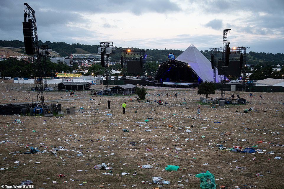 Humbug Zlocombe ❌ tweet media