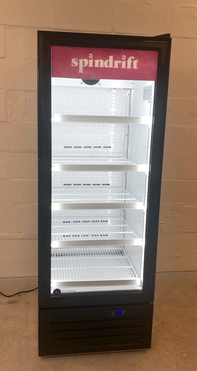 Screen_Graphics's tweet image. Another happy customer! 

#Spindrift what’s your favorite flavor?

Find out more about everything we can #print here!
sg.screen-graphics.com/home