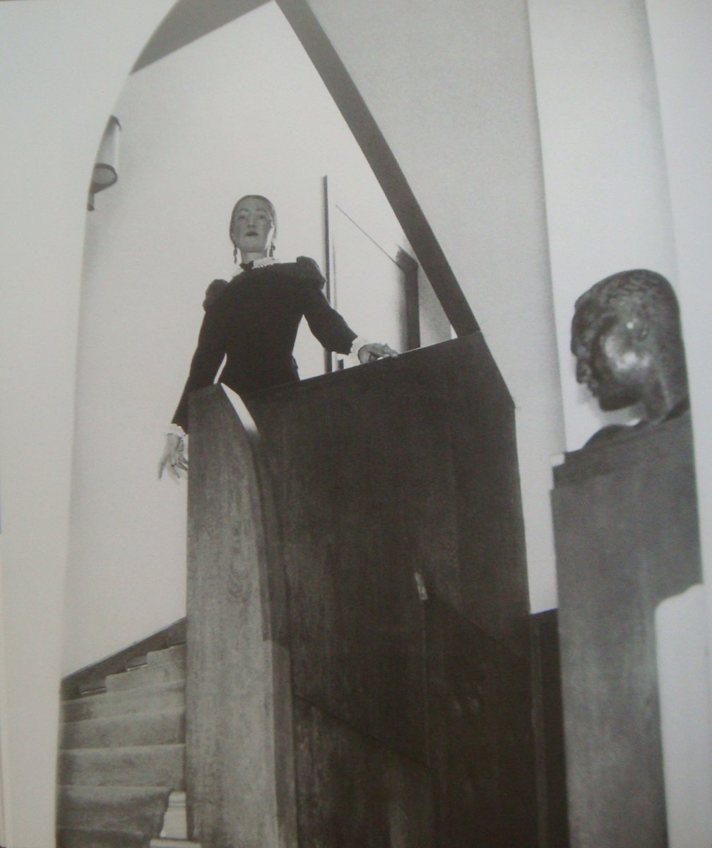 LydiaRFiges's tweet photo. Spent a week getting obsessed with the life and work of the overlooked sculptor #DoraGordine. Her former home and studio can be visited @DorichHouse 
Thank you @Concledoc for your guidance and for making Dora Gordine: Ars Gratia Artis (2014) https://t.co/Rephw6uK9f @artukdotorg https://t.co/9qFfWOFL55