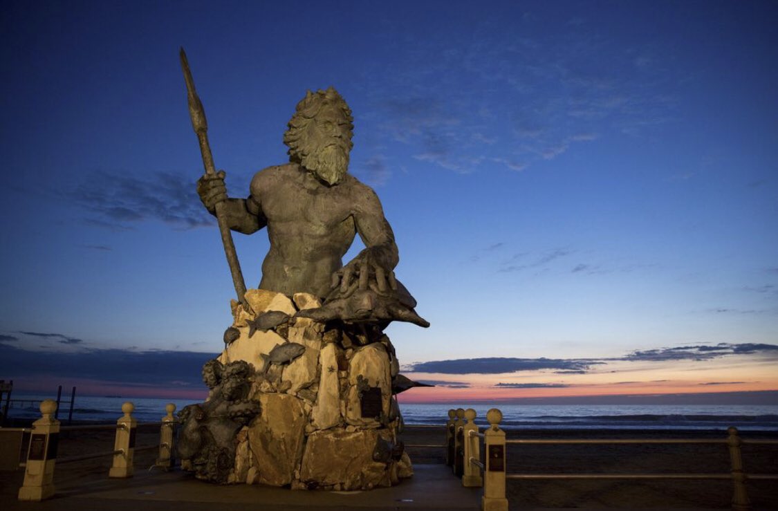 Merci <a href="/melanienoelLT/">Mélanie Noël</a> <a href="/LT_LaTribune/">La Tribune</a> @cyblesoleil pour le merveilleux reportage sur Virginia Beach inspiré par le récent voyage de presse de Mélanie Noël à Virginia Beach. latribune.ca/le-mag/virgini…