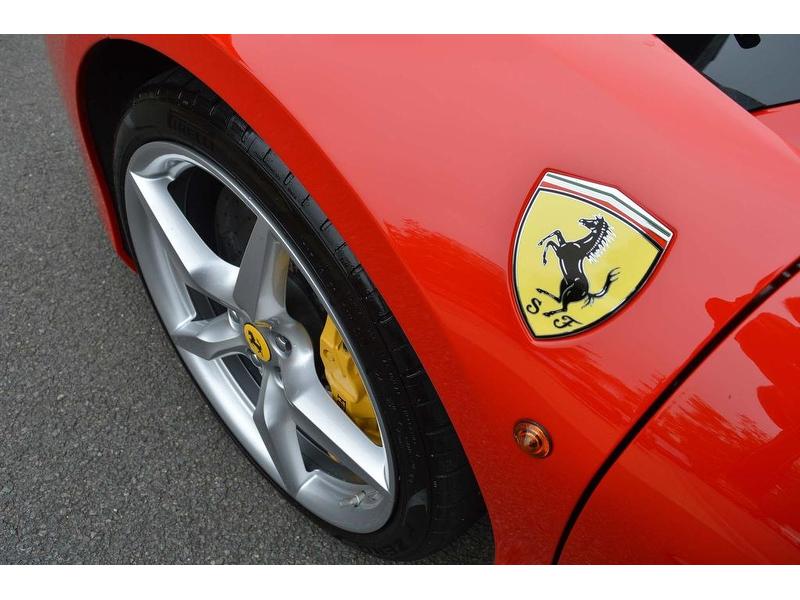 SpecialistCar's tweet photo. Birmingham's #CarOfTheWeek is this Solid Rosso Corsa 2018 Ferrari 488. Discover this car in full detail: https://t.co/fzIDXcOWeE
Call 01564 787 180 to book your viewing with our Sales Team. https://t.co/4MB6piIgKv