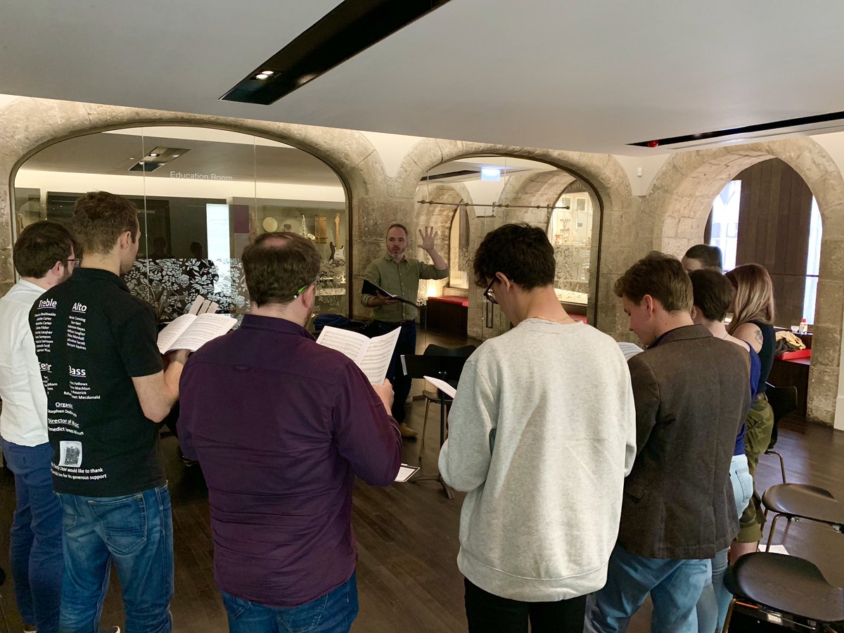 KellieConsort's tweet photo. Our singers are blossoming under the direction of @shadrachbari! We are really making the most of @StCeciliasHall excellent space.

Get your tickets now!

https://t.co/Aj00YGH4TZ

#KellieConsort https://t.co/vgcm3QP5ex