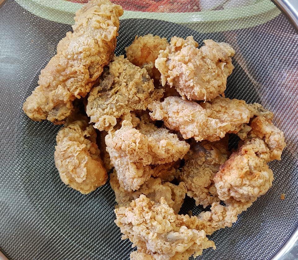 Daily Makan A Twitter Cara Memasak 1 Ayam Dipotong Ikut Saiz Yang Diingini 2 Basuh Ayam Dengan Air Garam Kemudian Celupkan Ke Dalam Telur Diikuti Tepung Gandum Goreng Hingga Masak Angkat Dan