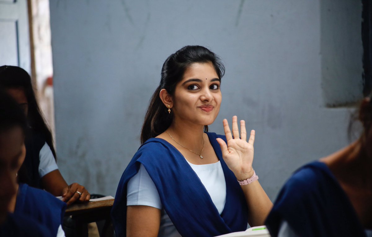 OnlyHeroines's tweet photo. Cute @i_nivethathomas 💕😍💕

#NivethaThomas #BrocheThings https://t.co/tzo0c28Jel