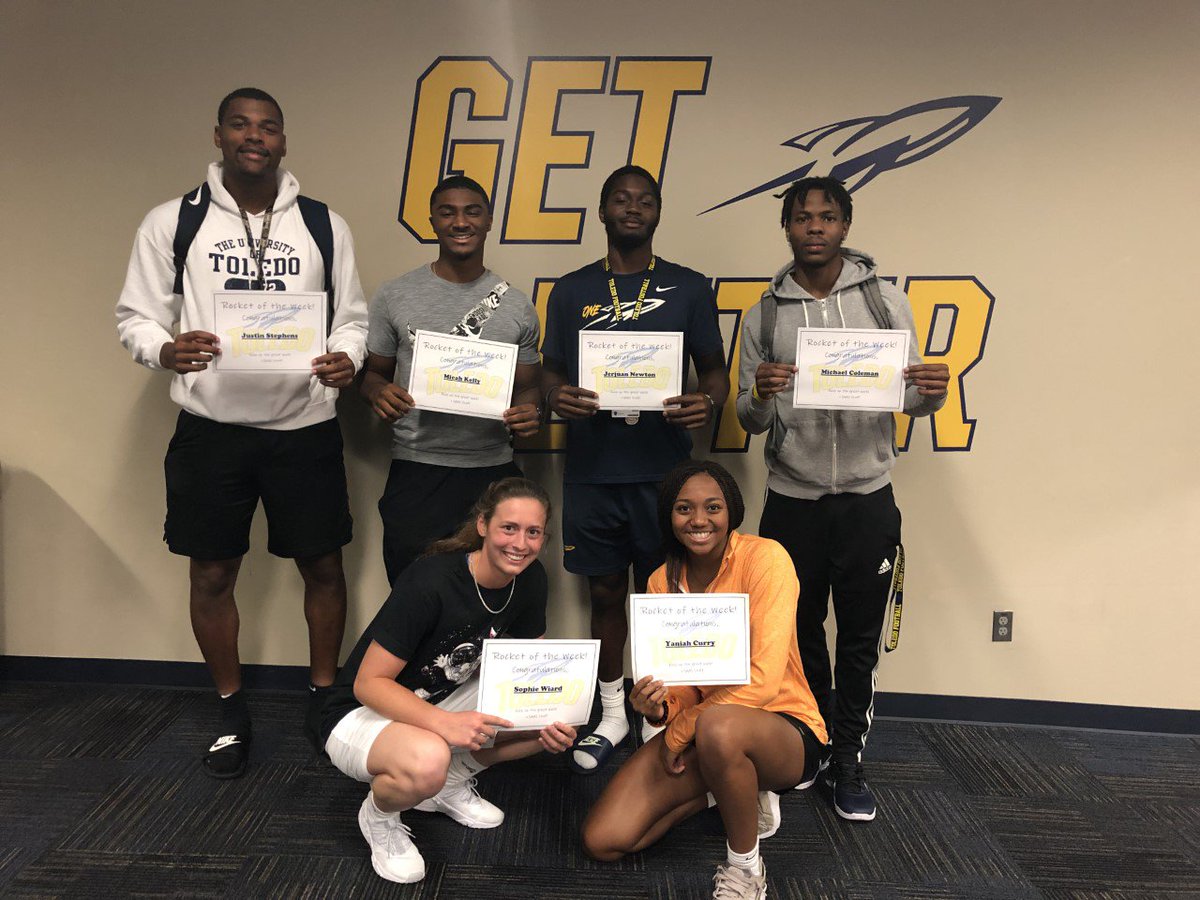 TMSALTeam's tweet photo. Congrats to our guy! Keep up the good work Big Fella! RT @UTRocketsSAAS: Congratulations to our SAAS Rockets of the Week! Keep up the great work! #greatjob #STUDENTathletes @ToledoFB @ToledoWBB @ToledoRockets https://t.co/tvT7okDRMF