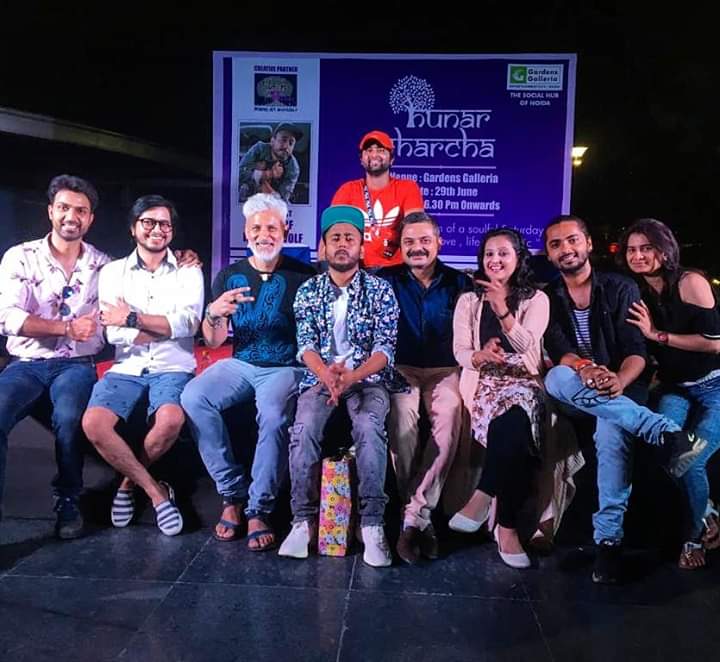 saharzaman's tweet image. Some memorable moments from #HunarCharcha,a unique ‘artist chat in a mall’ series presented by @Hunar_TV. Hosted by anchor @i_dhirajsingh with Venue Partner @gardensgalleria. Our star guest was #desirapper ABHI URF RAPPER WOLF, talking abt his music journey. #Rap #rapper #music