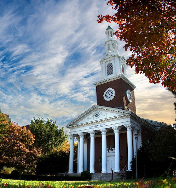 "It's not how big the house is, it's how happy the home is." Welcome all new students and their families to UK's happy home! If you have not joined the Parent &amp; Family Association, stop by our table during <a href="/seeblueU/">seeblueU</a> to sign up &amp; get a free gift, or visit uky.edu/joinukpfa.