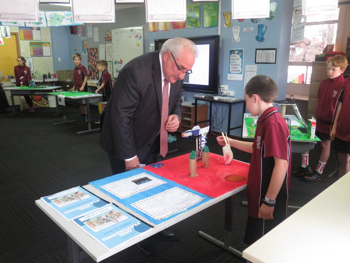 EOlthwite's tweet photo. Walliston Primary School kids engaging in authentic STEM activities by designing a new playground. Great work kids!
@WallistonPS @WA_Edu_News @STEMLearningWA #Stem_WA @CityofKalamunda https://t.co/merYteJaDK