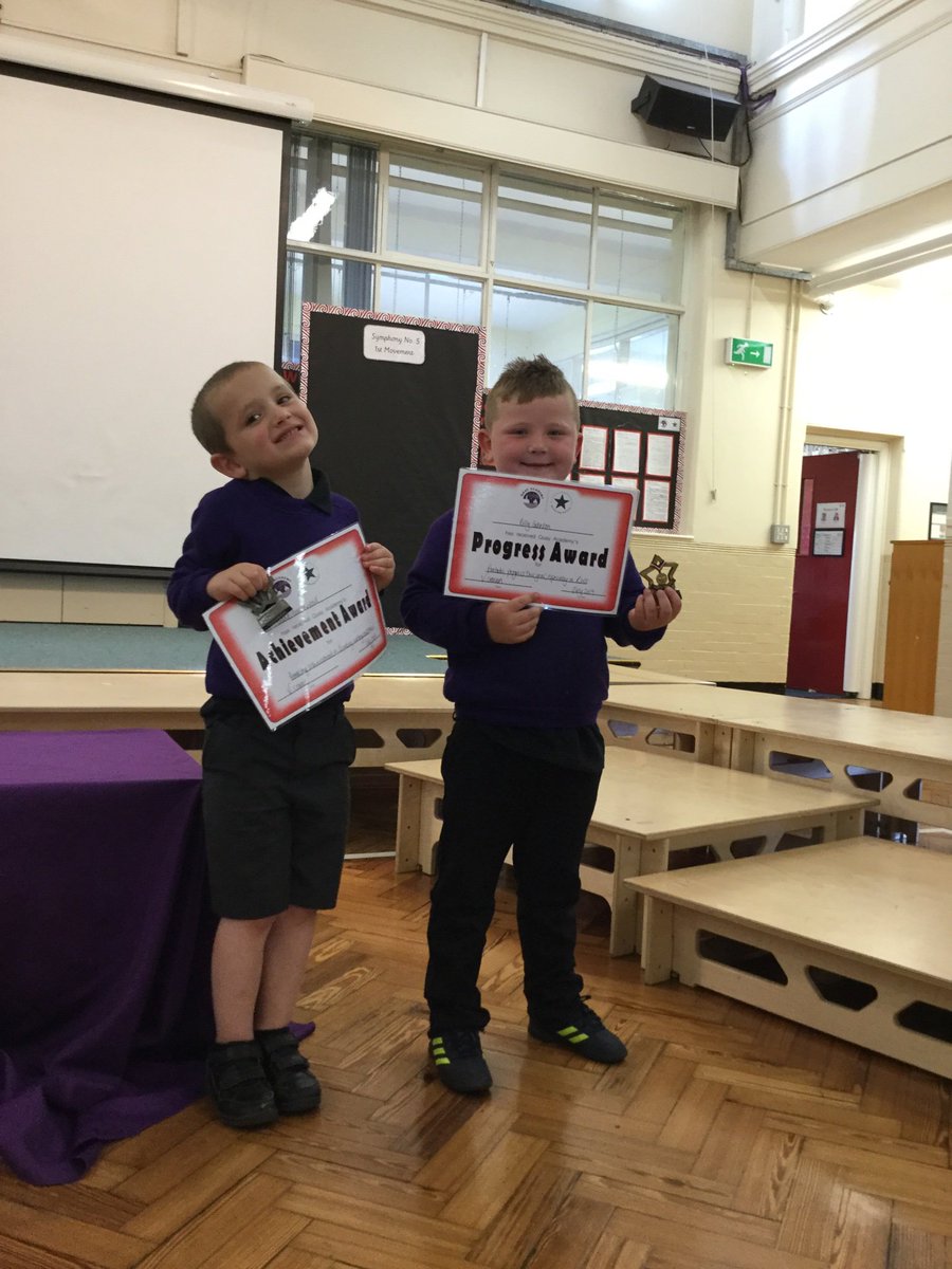 QuayYr2's tweet image. We are all very proud of our EYFS Progress and Achievement awards winners.  Keep up the good work! @DRETnews @QuayEYFS @QuayHead @QuayAcademy