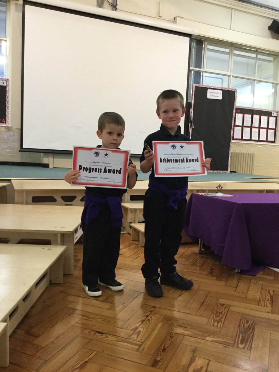 QuayYr2's tweet image. We are all very proud of our EYFS Progress and Achievement awards winners.  Keep up the good work! @DRETnews @QuayEYFS @QuayHead @QuayAcademy
