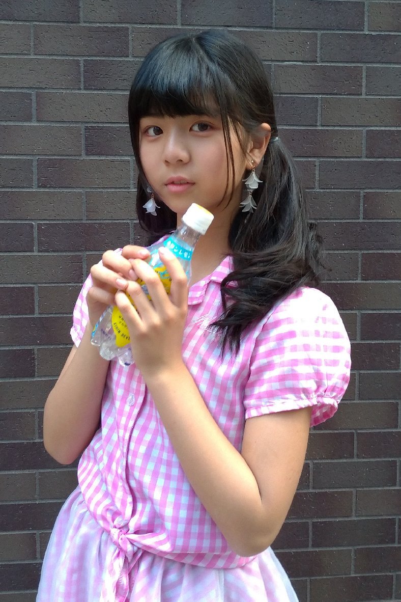 jun_azaz's tweet photo. 萌風 (ほのか JS6 @hono_hono_0708)
今年になってからライブ活動を開始、5/25に渋谷アイドル劇場デビュー、6/29の渋アイにはRainbow Flowersとして出演。
次は束縛彼女アンバサダーとして7/5（金）ライブデビュー。

活躍の場が広がり楽しみが増えてうれしいです

https://t.co/Cx50tvqEp3 https://t.co/z9ZYug2GnK