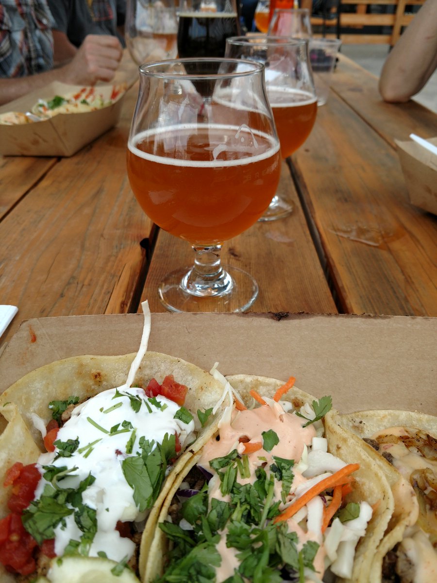AndersonMNLLC's tweet photo. Anderson's June Bike and Brew. A beautiful ride along Lake Minnetonka from downtown Wayzata to Back Channel Brewing! https://t.co/j5T7e58Ahv