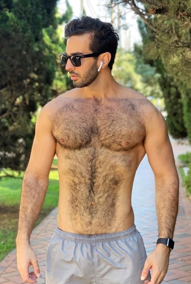 wis771's tweet photo. #LesHommesPoilus #beardaddy #gay #beard #poilu #bear #hairymen #hairy #daddy https://t.co/g3gssIX4dg