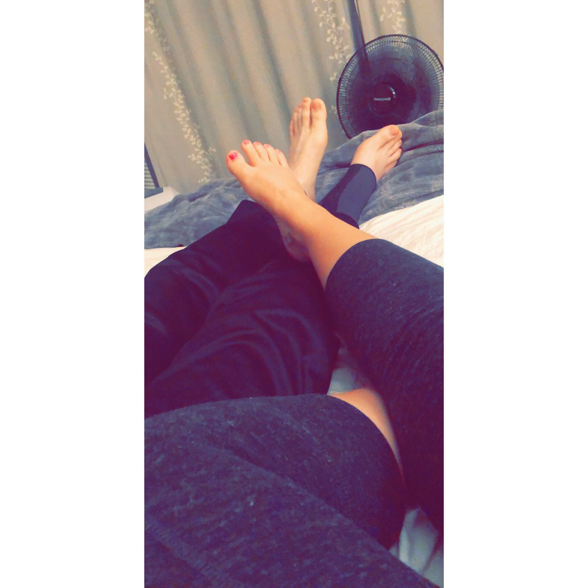 WinTheDay848's tweet photo. I had such a great a great weekend. 📚😋💕🌊😎
.
.
.
#bestfrienddate #selfie #weekend #selfielove #happy #drinks #instaselfie #goodnight #goodday #blonde #books #thaifood #drinks #waterfalls #beach #sundayfunday #pdx https://t.co/Tsv3IMMgvh