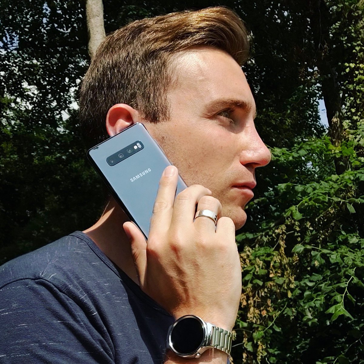 KTZ_KTechZone's tweet photo. Couldn't imagine my life without a #smartphone anymore 😱 I use it daily for making calls, browsing the web, #googlemaps, shooting some pictures and #casualgaming😋 What do use your smartphone for❓#ktechzone #belgianboy #belgianblogger @Samsung https://t.co/eHyJpzpQJJ