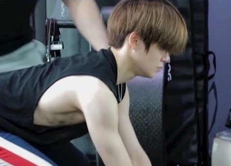 twnti3s 🦊 GO SEONGHYEON ! tweet media