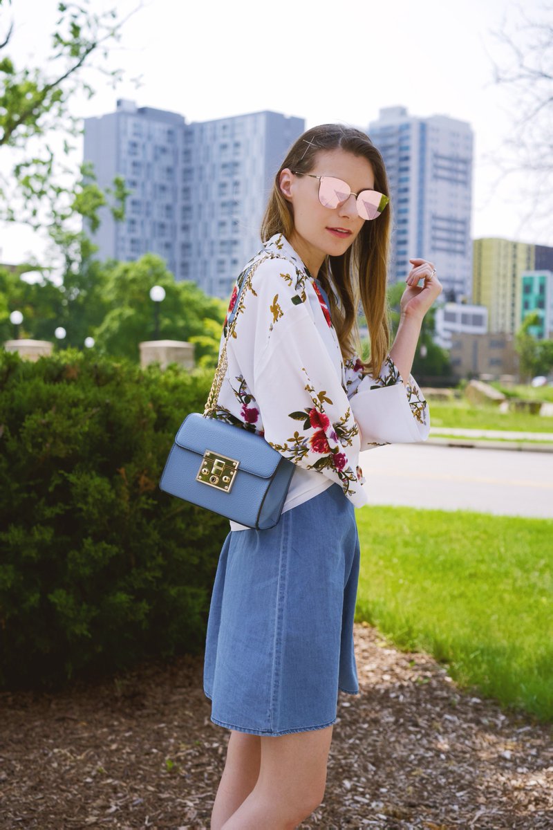 TheDarkPlum's tweet photo. Tips for putting together a great red, white, &amp; blue outfit that's perfect for the 4th of July: https://t.co/Y0AIs8sHZj #4thofJuly #4thJuly https://t.co/vvtTMYBxP7