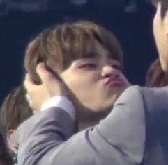 มินชู่วว🎀🐾⊹𝑀𝑟.𝐹𝑎𝑛𝑏𝑜𝑦⊹ tweet media
