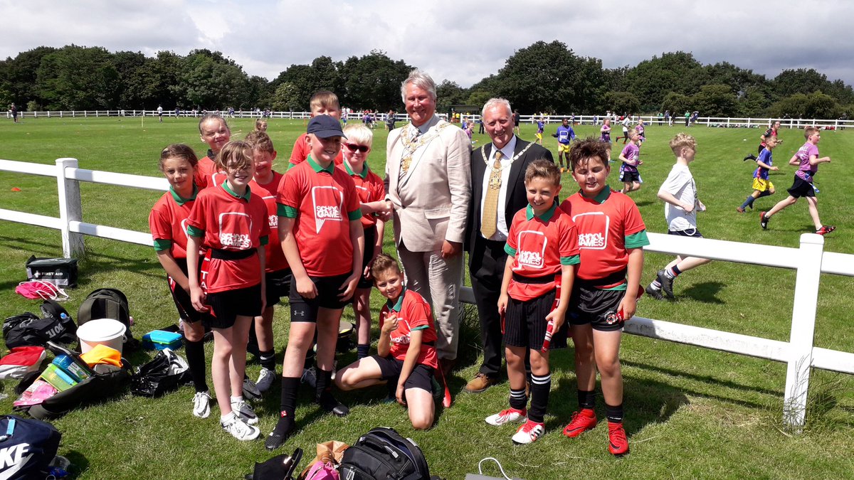 WakefieldMayor's tweet photo. #WYGS Mayor supporting Wakefield's teams including tennis, cycling, tag rugby and football. https://t.co/FWdQOvzm42