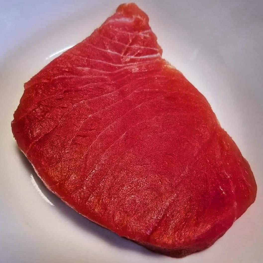 There is nothing like fresh delicate Ahi Tuna! A light season of sea salt and cracked black pepper, lightly rubbed extra virgin olive oil and pressed into sesame seeds. Seared approximately 90 seconds on each side. Delicious! 
#AhiTuna #Ahi #SearedTuna #BBQ #Seafood #Sushi