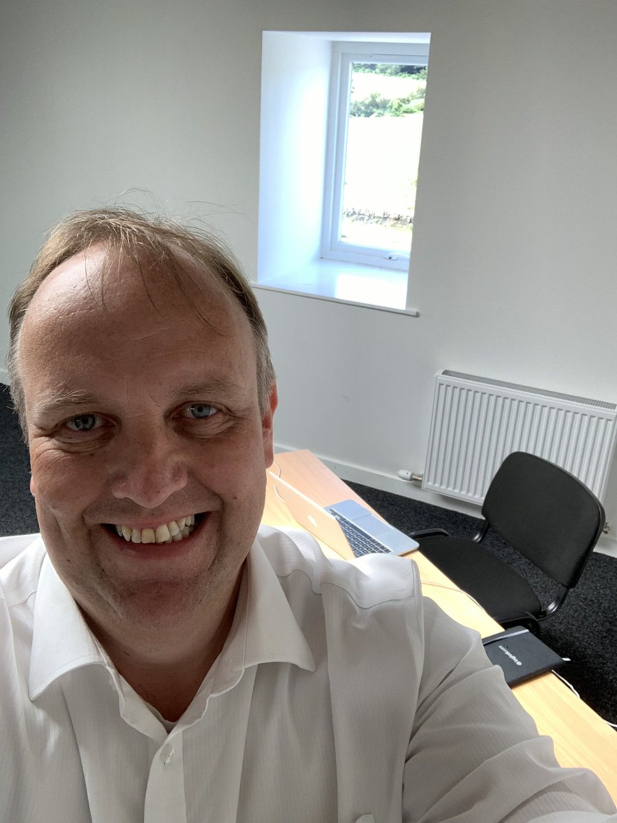strathardhub's tweet photo. Working and visiting @DrymenBusiness  @strathardhub nearest neighbour . Need a new place to think then think @DrymenBusiness https://t.co/fkUWslGvdn