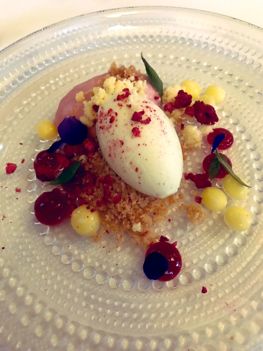 Sensational summer lunch <a href="/Loscar_London/">L'oscar London</a>. Lamb followed by refreshing raspberry cheesecake 😋 #plenarymeeting