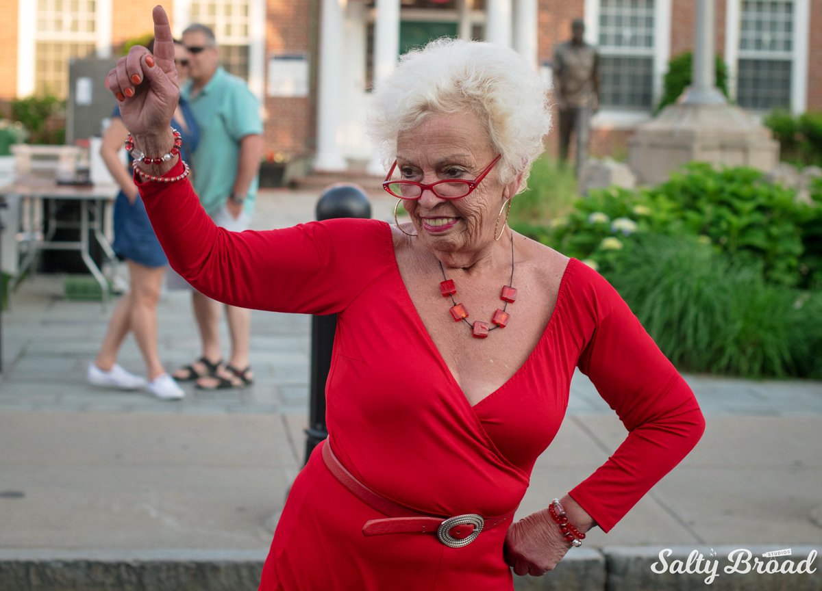 SaltyBroadPhoto's tweet photo. Fun times at the @hyannismainst Long Table event last Sunday! An excellent way to ring in summer! #capecodfoodies #capecod #capecodrestaurants #capecodsummer #thehustle #watermelonsalad https://t.co/2IJcq57V1B