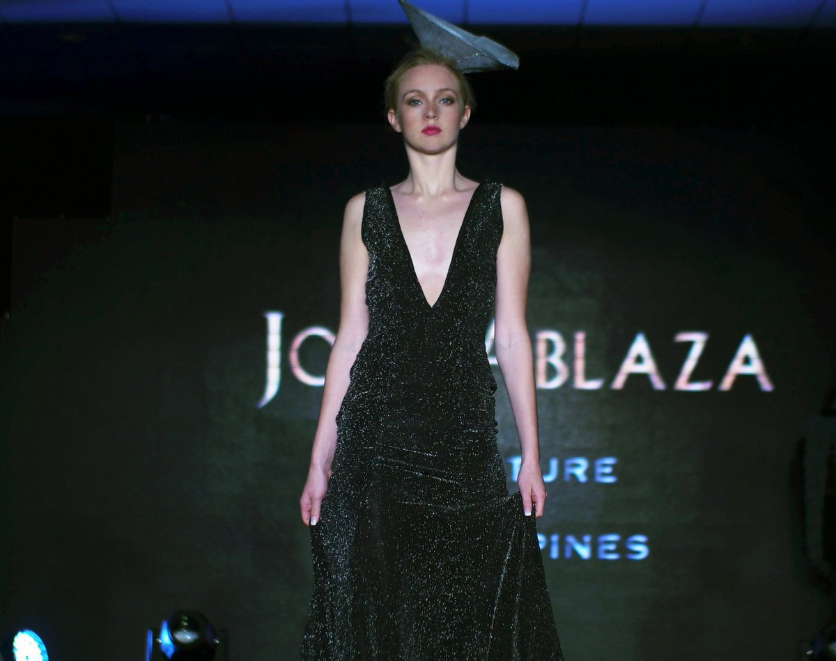 stantrac's tweet photo. Beautiful model  @skypahl101 Sky Pahl in an elegant dress from @johnablaza Couture Collection at @CanadianAsianFW 2019 #toronto #fashionshow #couture #highfashion #canadianasianfashionweek #canadianasianfw #cafw #eveningdress #mtc2019  #JohnAblaza #JohnAblazaNatureandNurture https://t.co/b2M8V0gl1I