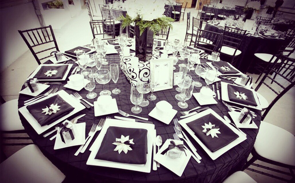 WinfinityEvents's tweet image. Our catering teams have a huge range of top quality cutlery, crockery and glassware available for hire. Contact our friendly staff today for further enquiries 

Contact:
Office: 0844 818 6946
Mobile: +44 7367 338591
Email: info@WinfinityEvents.com

WinfinityEvents.com