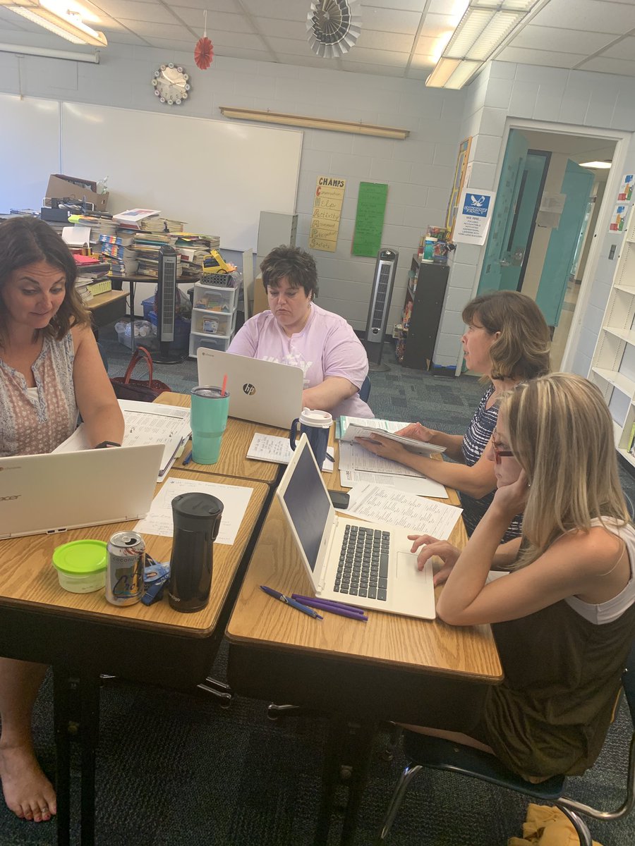 cathy_cantu's tweet image. Summer may be here but we’re still hard at work collaborating and preparing for next year! #curriculummapping #summersoff @OakridgeSchools