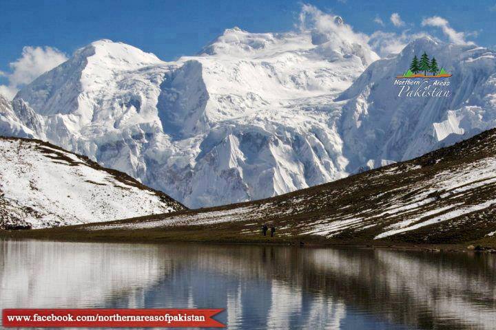 PakistanTourNow's tweet photo. Rush Lake Gilgit Baltistan, Pakistan..........Love and Visit our beautiful Pakistan.....and follow us for more! https://t.co/aMzmh77JPd