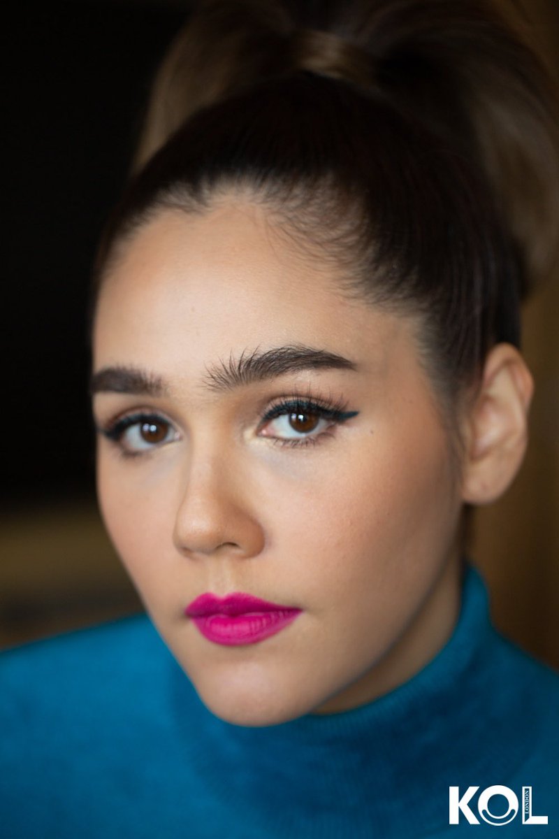 KOLStyleCo's tweet photo. Araya Hargate on duty as @Chopard Brand Ambassador selecting jewelry for her outfit later at the Bond Street store opening
#KOLeaders #KOLManagement #TeamKOL #KOLeadersLondon19 https://t.co/Dl64Hh1QP6