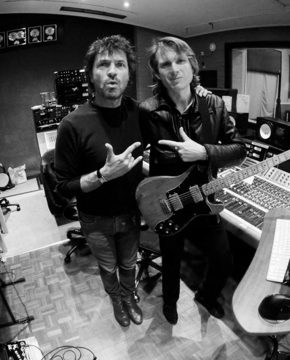 Alex Kapranos tweet media