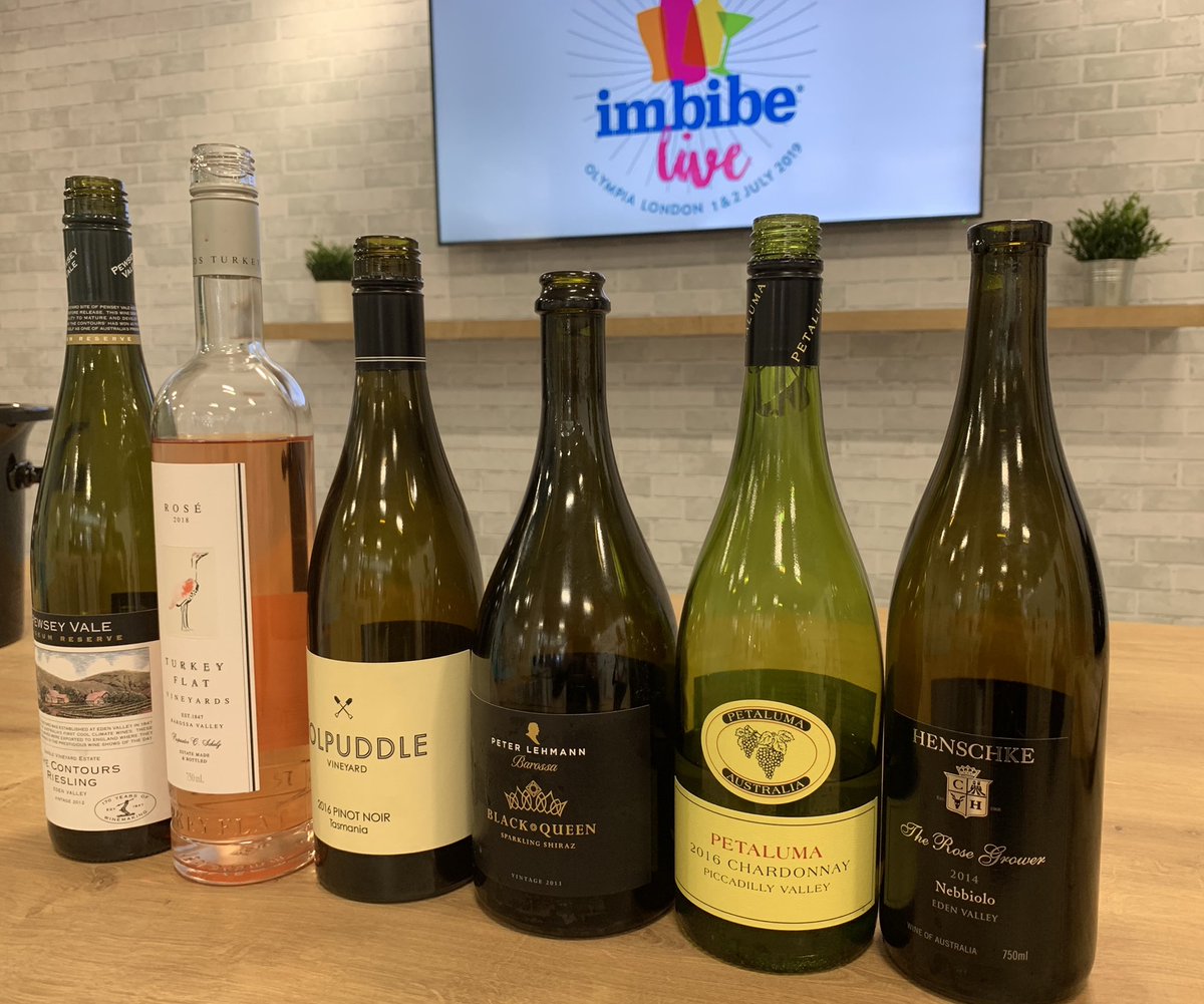 Full house at The Great Aussie Wine Taste-Off at #ImbibeLive &amp; fab response to the wines. Thanks to @mistressofwines <a href="/ClementRobert14/">Clement Robert MS</a> for presenting their wine choices &amp; <a href="/littlebedwyn/">Roger Jones</a> for the 3 dishes. Showcasing how exciting, unique, vibrant &amp; food friendly #aussiewine is!