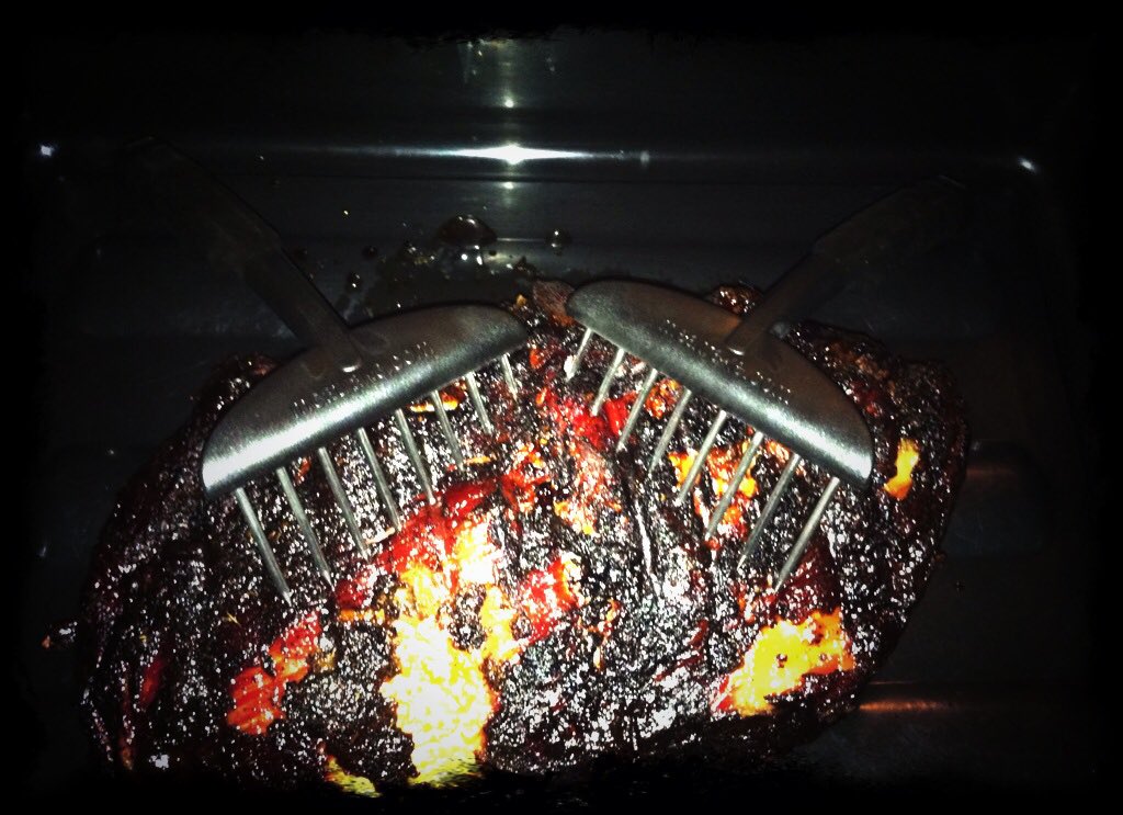 GreatQ4U's tweet image. #BBQ #PullThatPork @MeatRake