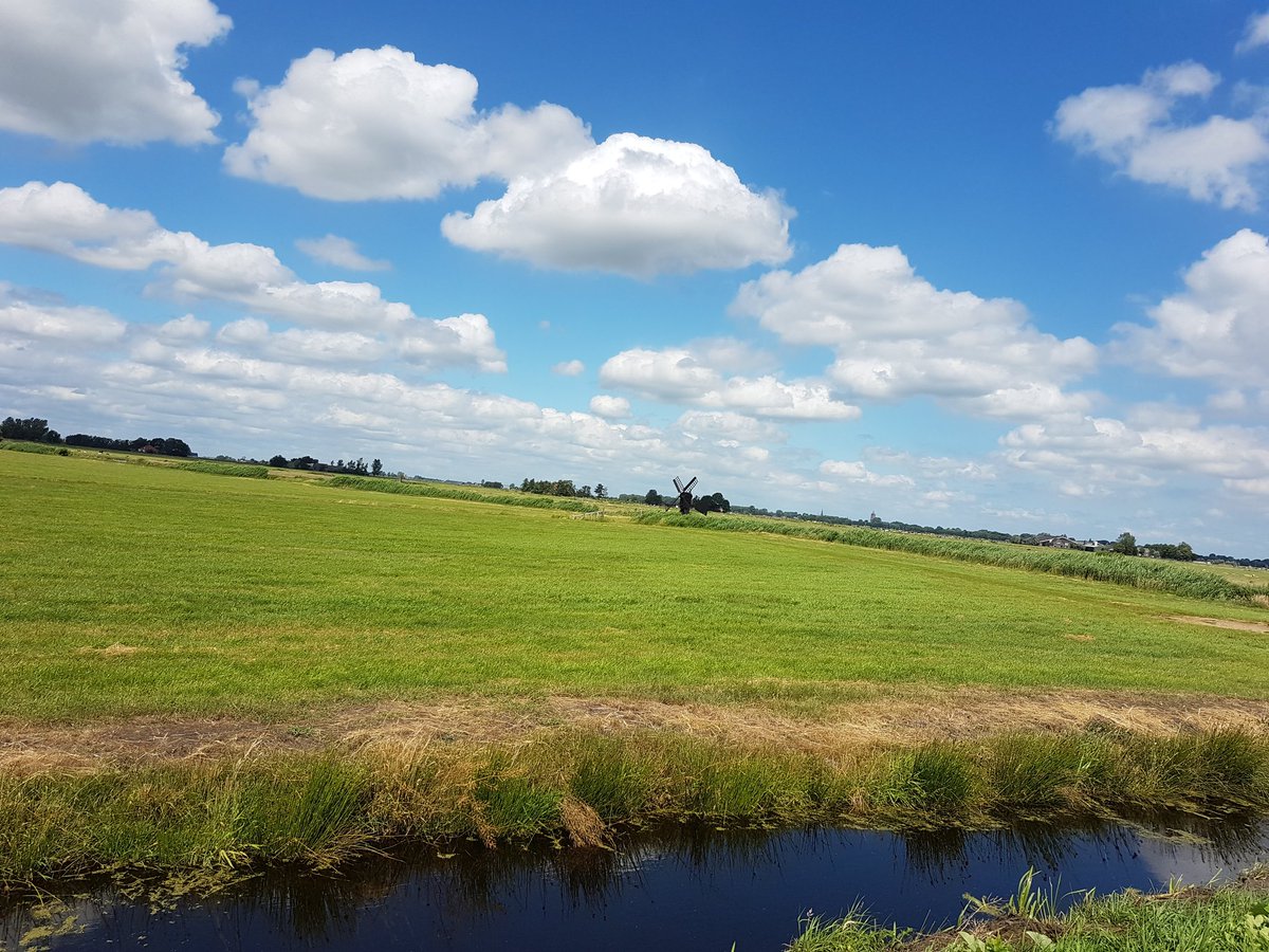 Vandaag op 'werkbezoek' in het mooie #Waterland: o.a. in #Broek, #Durgerdam en #Monnickendam. In het najaar verschijnt bij <a href="/UitgVerloren/">Uitgeverij Verloren</a> het boek vh @WaterlArchief over deze regio in #vroegmoderne tijd. <a href="/gem_waterland/">Gemeente Waterland</a> <a href="/AmsterdamNL/">Gemeente Amsterdam</a> #anl #geschiedenis <a href="/OmroepPIM/">Omroep PIM</a> <a href="/NHNieuws/">NH Nieuws</a>