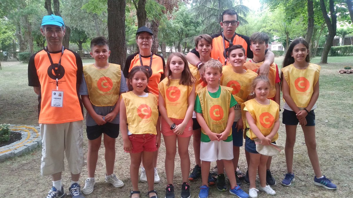 casagrande_la's tweet photo. Primer día de Campus Casa Grande en Valores. Hoy hemos trabajado el "Día de la Amistad". 
#campusvalores
#diadelaamistad
#naturaleza
#inclusion
#lacasagrande
#inclusivasiespecialtambien https://t.co/TakL21lFO4