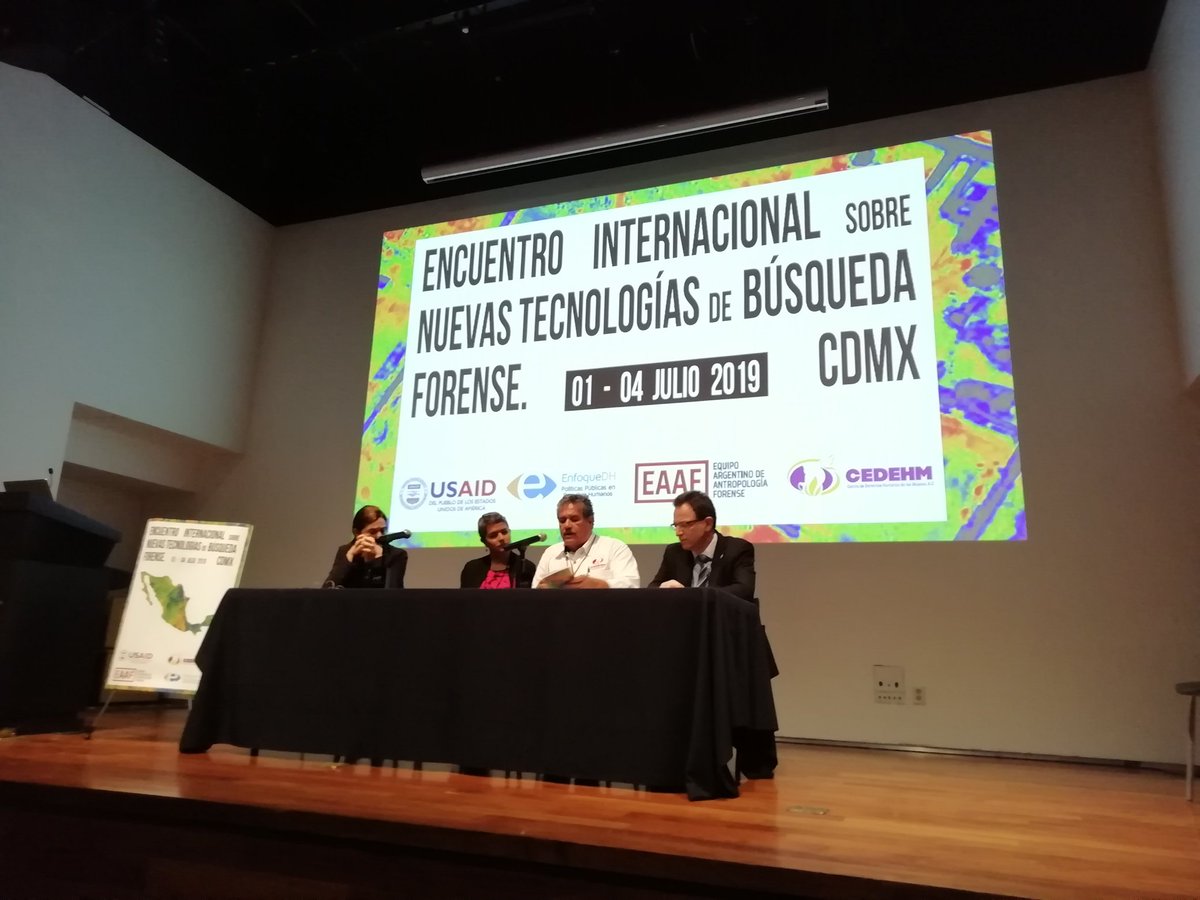 datacivica's tweet image. Estamos en el Encuentro Internacional sobre nuevas tecnologías de Búsqueda forense  para hablar sobre registros de personas desaparecidas.

El Encuentro continúa toda la semana, el programa está de primera. Dénse una vuelta al @MuseoMyT

Gracias @eaafoficial y @cedehm