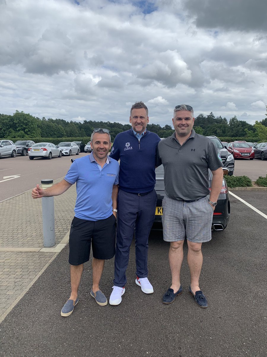 Just a little bit of networking today... <a href="/IanJamesPoulter/">Ian Poulter</a> couldn’t caddy for me but happily took time out away from his family to let us have a picture.. top man and yes he’s taller than me ( who’s not!!) .great course <a href="/WoburnGC/">Woburn Golf Club</a> and the marquess is set up perfect for the @AIGWBO