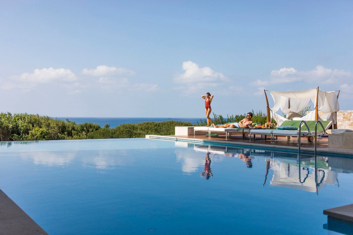 costanavarino's tweet photo. When time itself slows down, in a place that offers new ways to ace your mind and soul.

#costanavarino 
#julyalready https://t.co/05omjqdnTZ