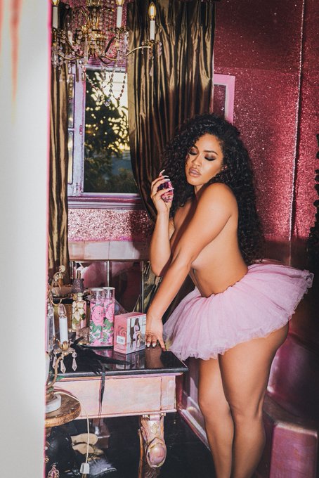 Shop my fragrance Rosa by Rosa Acosta at @CossaMia https://t.co/H7L31fkx1F https://t.co/t002YlGxuC<a class="tags" target="_blank" title="On Twitter" href="/?out=eyJ0eXAiOiJKV1QiLCJhbGciOiJIUzUxMiJ9.eyJpYXQiOjE3MjA0NDMxNjgsImlzcyI6InR3cG9ybnN0YXJzLmNvbSIsIm5iZiI6MTcyMDQ0MzE2OCwiZXhwIjoxNzUxOTc5MTY4LCJyZWRpcmVjdF91cmwiOiJodHRwczovL3R3aXR0ZXIuY29tL0Nvc3NhTWlhIn0.9vsI1_VqX5VP-JdncdySFc4Zrd0CviWF79bCTZru4MWwsagcKYjVQV-w1t6RoKudL5ODE-lqgeSK_tIaUeiNsw">@CossaMia</a>