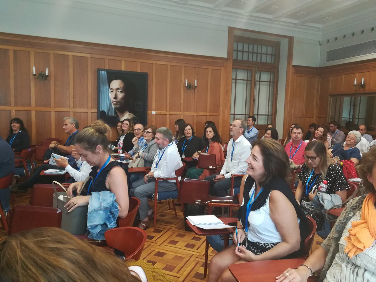 IISLaFe's tweet photo. Acaba la primera jornada del encuentro '#RRI en España y su modelo de incorporación en los Institutos de Investigación Sanitaria'. #OpenScience, ética, gobernanza, nuevas tecnologías... Ciencia y sociedad hablan e interactúan para avanzar.
#UIMPISCIII.
Mañana, más. 😉 https://t.co/iGB08BTdJZ