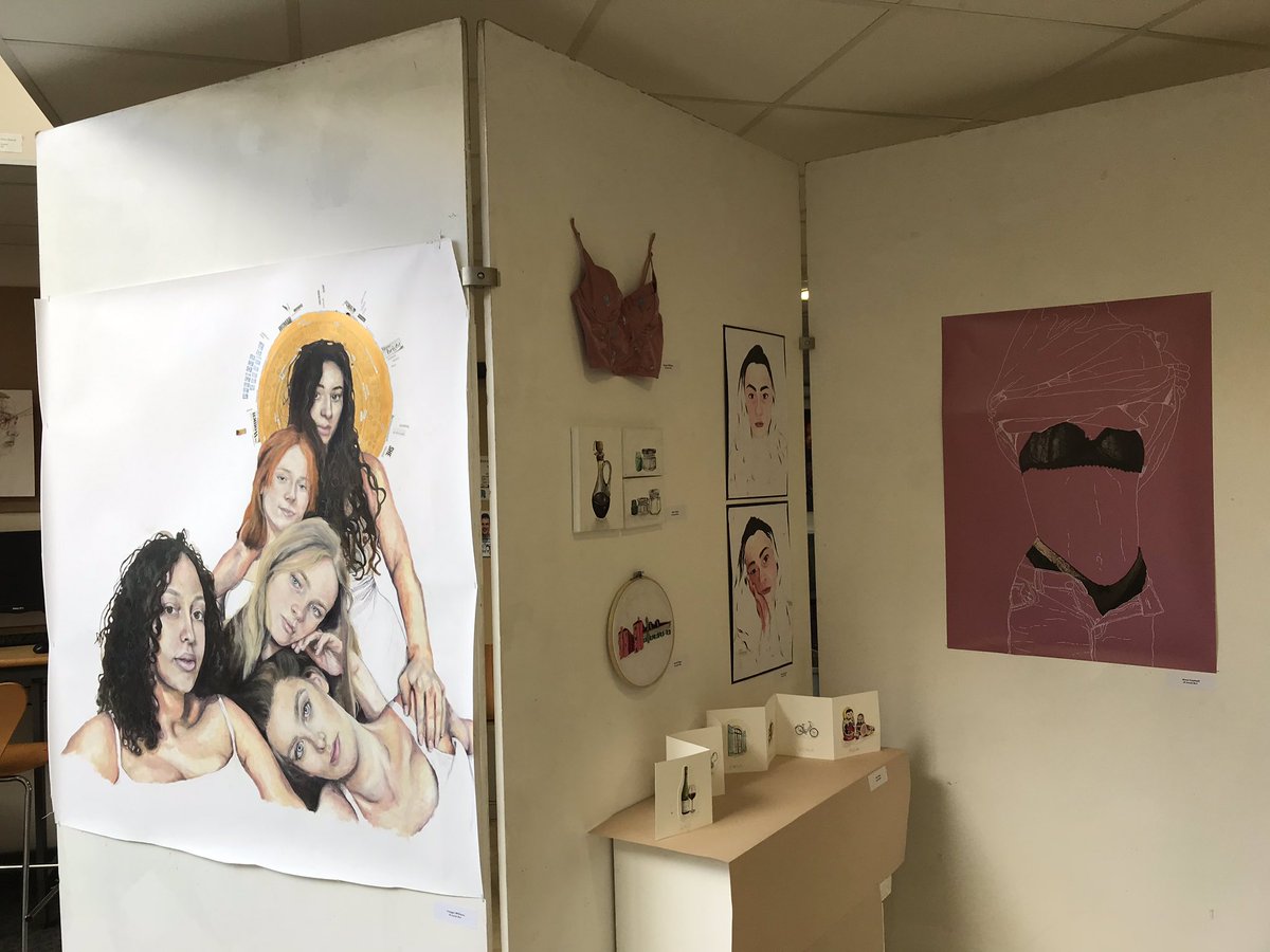 MissBeachgood's tweet photo. Another fabulous End of Year Art show! Showcasing the talent of our amazing sixth form and sneaking in a few GCSE as well. @ChewValleySch https://t.co/JPrlYL8NaP