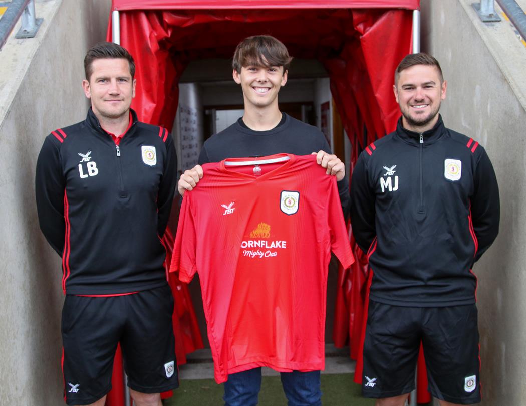 SCHOLAR INTAKE Congrats to our 8⃣ first year CreweAlex scholars ⚽