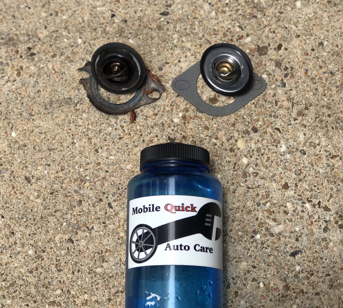 mqac_services's tweet photo. #Thermostat replacement, #ThisIsWhatItLooksLike. Our customer is at work playing #ThatsMyCar. #MQAC, we provide custom delivered quick auto care to your home or work! #MobileMechanic #Houston #Mechanic https://t.co/mWyWrAeZ38