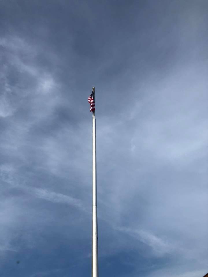 claybwells10's tweet photo. Decatur Auto Parts was completely destroyed by a fire yesterday, along with everything inside and around, except for a Bible and an American flag. In an age where people burn flags and Bibles for no real reason, this is an important message that God is always in control. https://t.co/f8sJYj5eIo