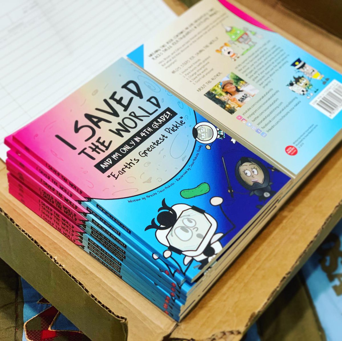 sosanakatafam's tweet image. They’re here! They’re here! 📚 We’ve just received our first bulk order from @IngramSpark ! 😊  #indieauthor Hiroshi Sosa-Nakata will be so excited! 🤗 #selfpublishing 📚 #sparkunboxing #IngramSparkAuthor