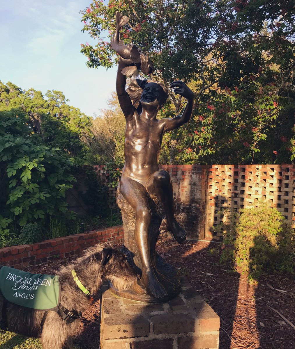BGDeerhound's tweet image. “Girl with Fish” by Harriet Hyatt Mayor  in the sunset is the perfect ode to Summer fun on the Grand Strand! #enjoynature #Catchafish #sculpture #sculpturegarden #arthound