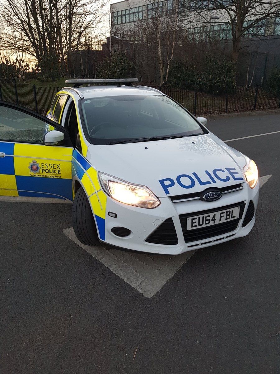PCSOStranger's tweet photo. In company with PC Pilgrim today attended Sible Hedingham high school speaking to teachers and pupils,  then attended a report of a drink driver and rtc in Halstead, driver involved in the rtc arrested for drink drive by lot a good result. #halstead  #braintree https://t.co/UcJPDABEKO